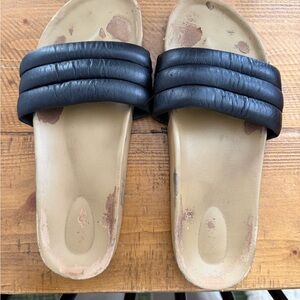 Beatrice Valenzuela Tan Sandals